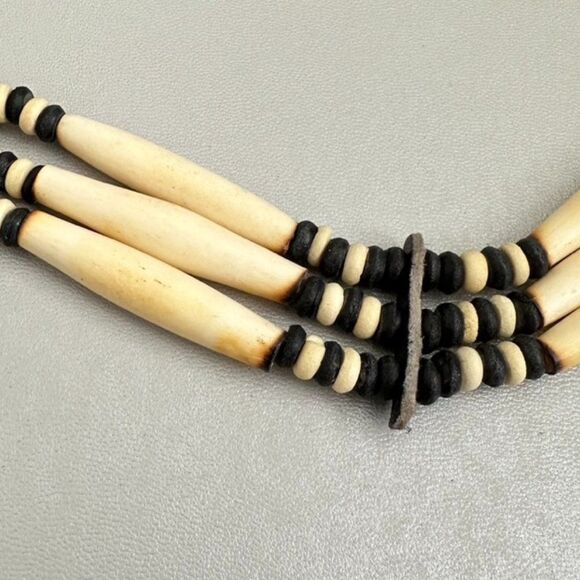 Handmade Traditional Hairpipe Tribal Native American Choker Bead Necklace - Picture 3 of 4